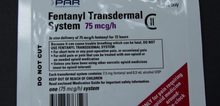 Small2_fentanyl_100mcg_patches