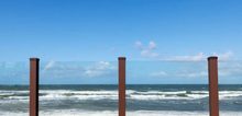 Small2_beach-front-glass-fence